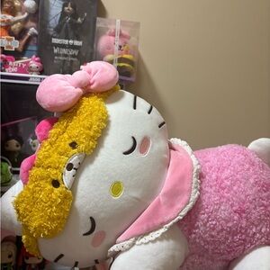 Hello Kitty sleeping plush